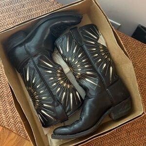 Acme vintage starburst black and gold boots - size 6.5/7